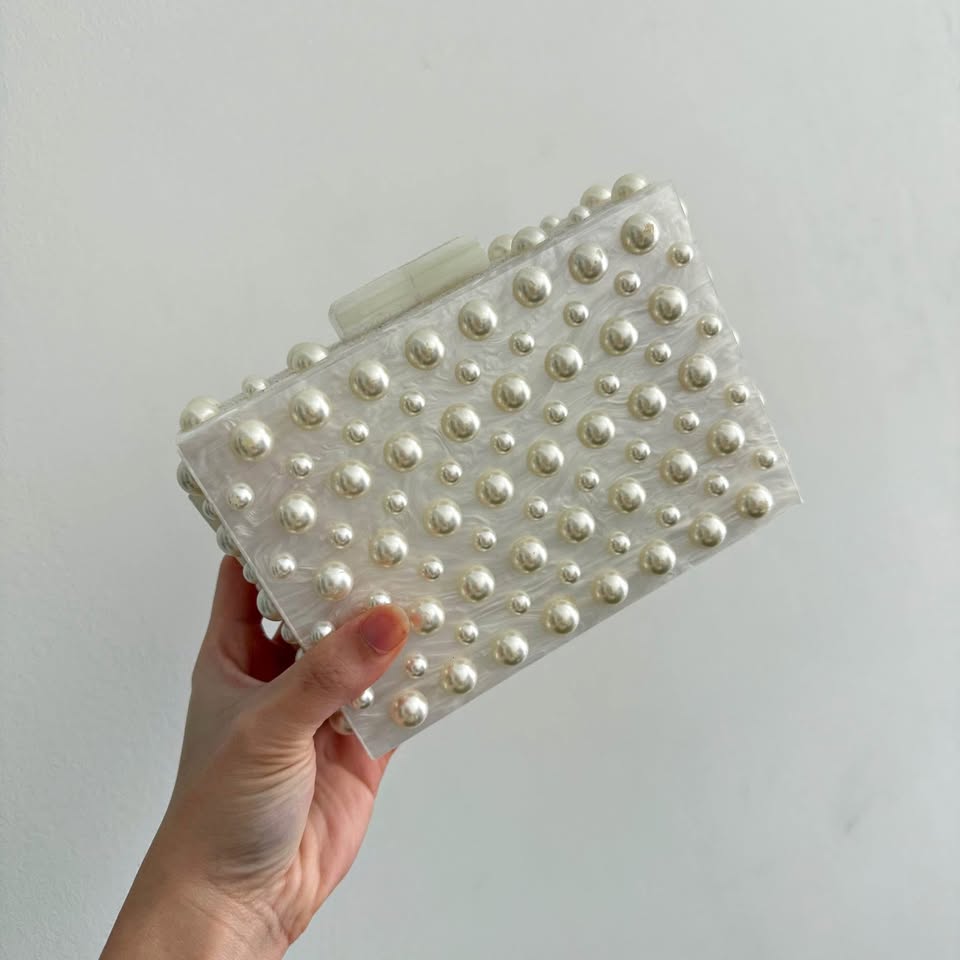 Zara Fancy Pearl White Handbag Clutches