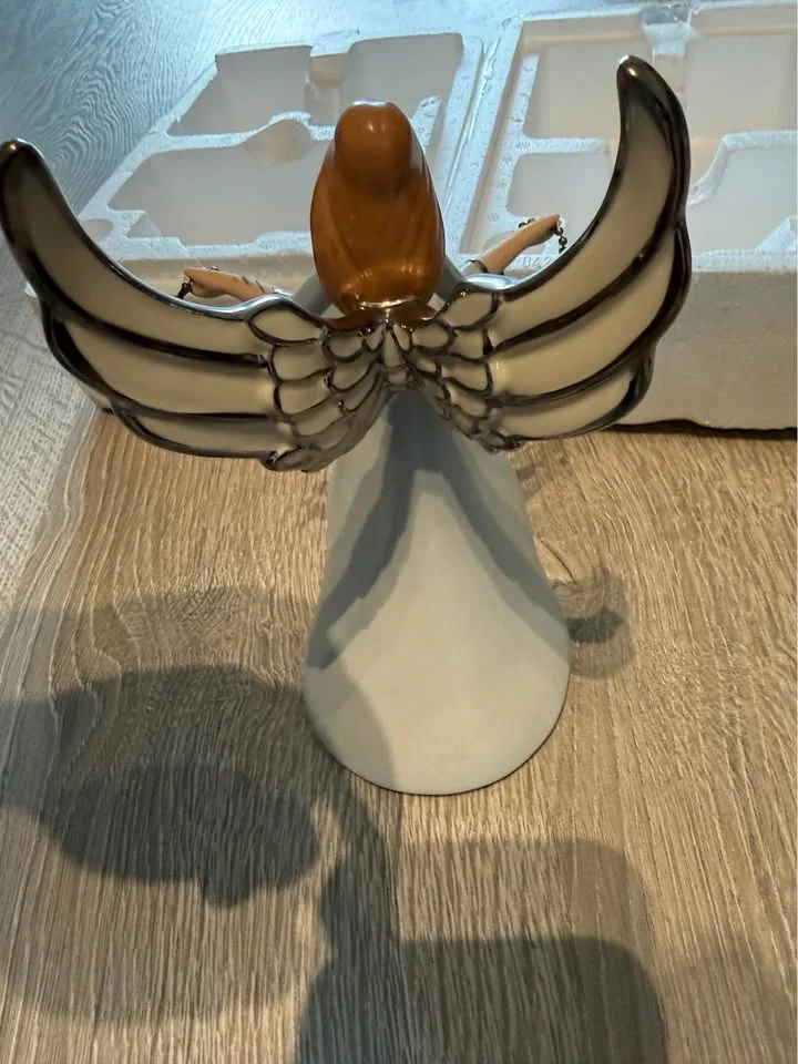 Bradford Editions Angel "Darling Daughter, I Wish You" image indicator(2)