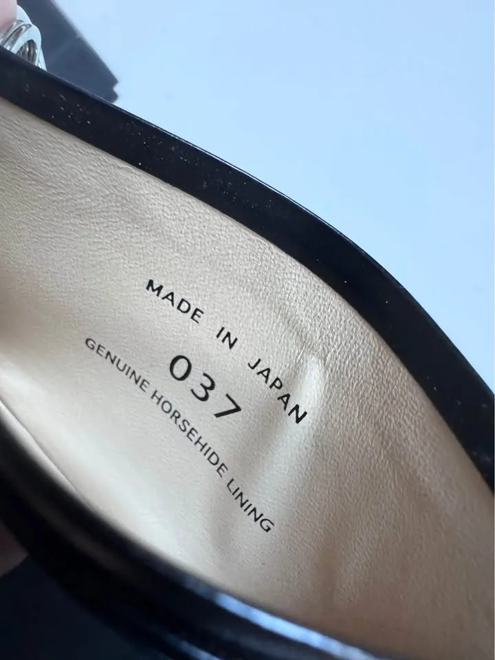 Porter Yoshida Leather Card Holder image indicator(4)