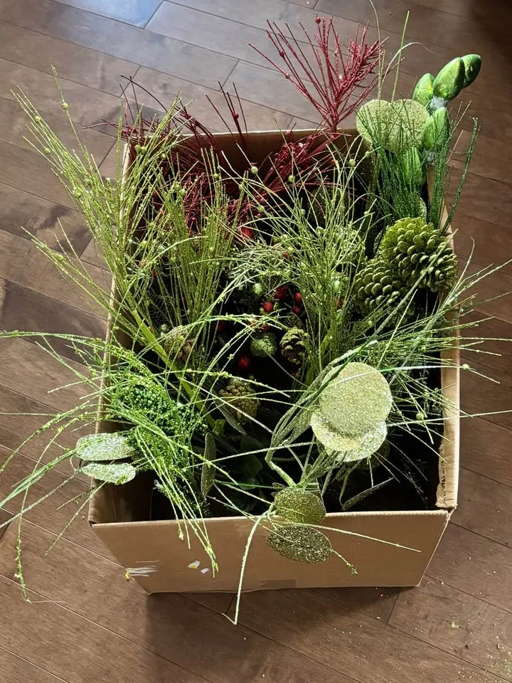 Miscellaneous Decorative Greenery