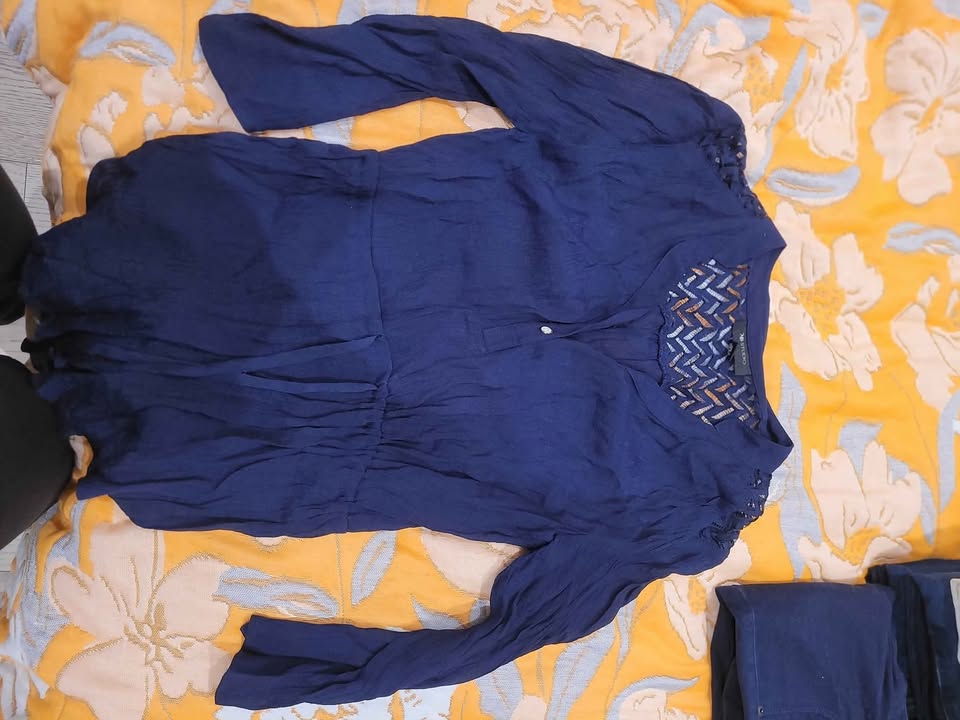 Navy blue top - photo 3