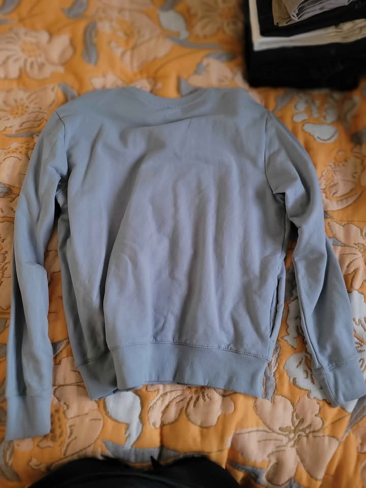 Sweater - photo 2