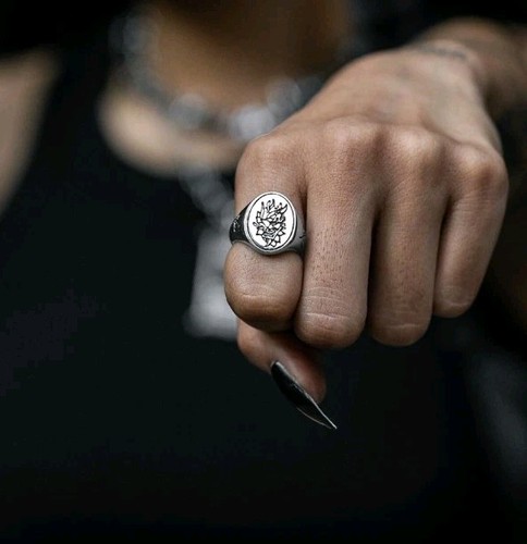 Size 11 Silver Peony/Oni Ring by Statement Collective - photo 2