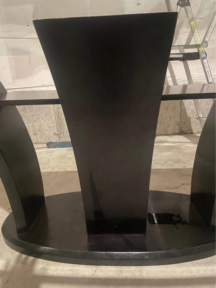 Cushing Oval Glass Top Dining Table image indicator(5)