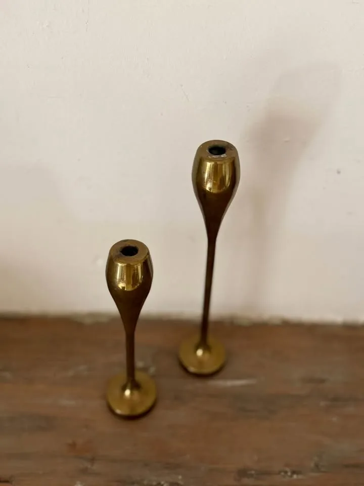 Brass MCM Teardrop Candlesticks - Vintage Taper Holders image indicator(6)