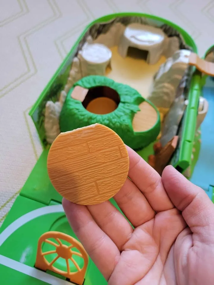 Pokémon Carry Case Playset backpack, figurines NOT included image indicator(8)