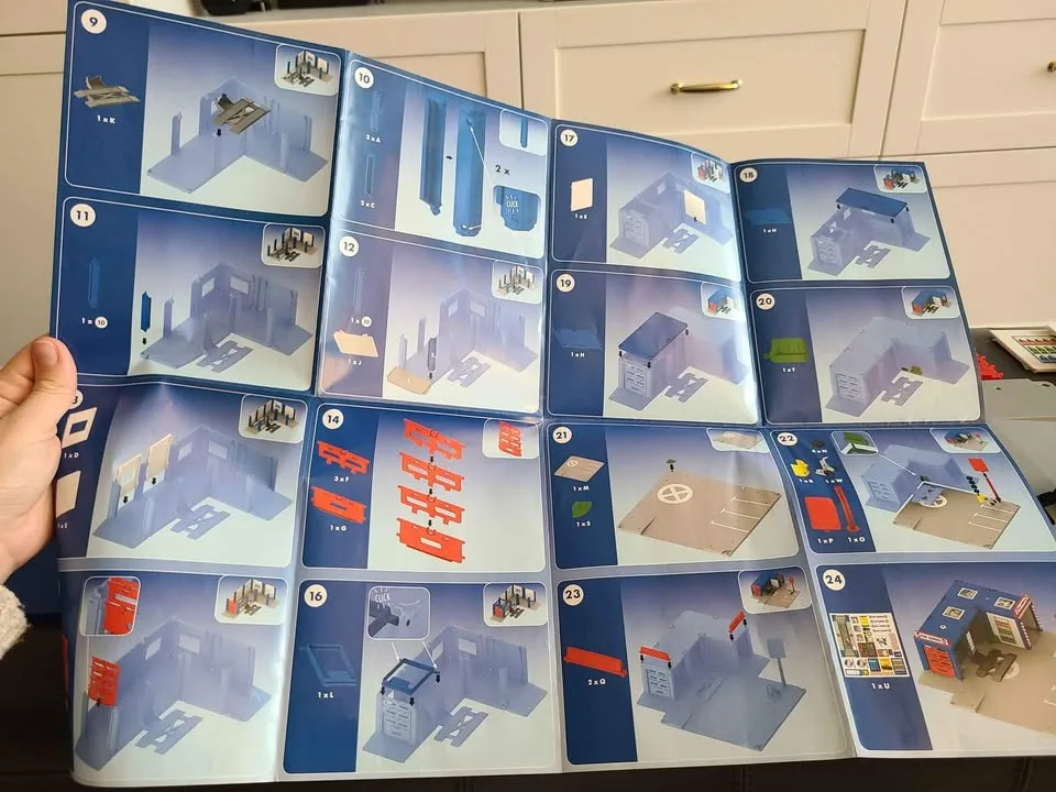 Siku World Car Service Garage image indicator(3)