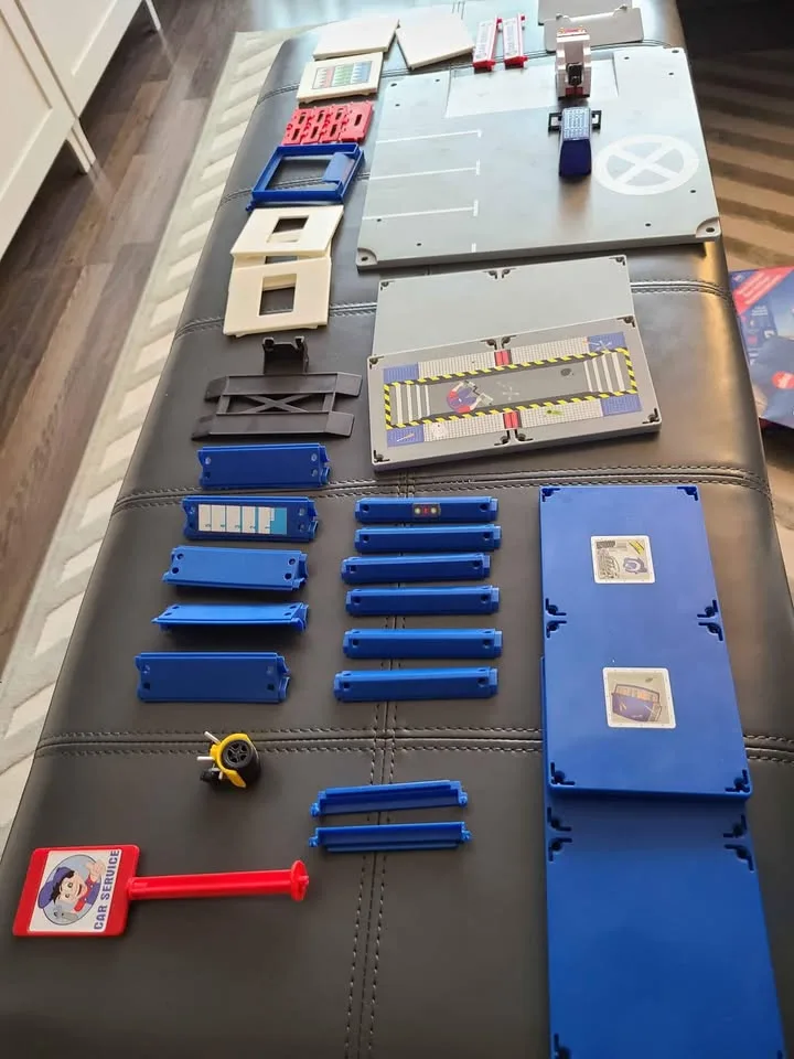 Siku World Car Service Garage image indicator(6)