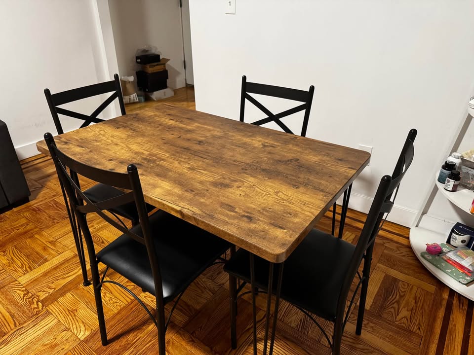 Dark Oak Dining Table with 4 Chairs - photo 3