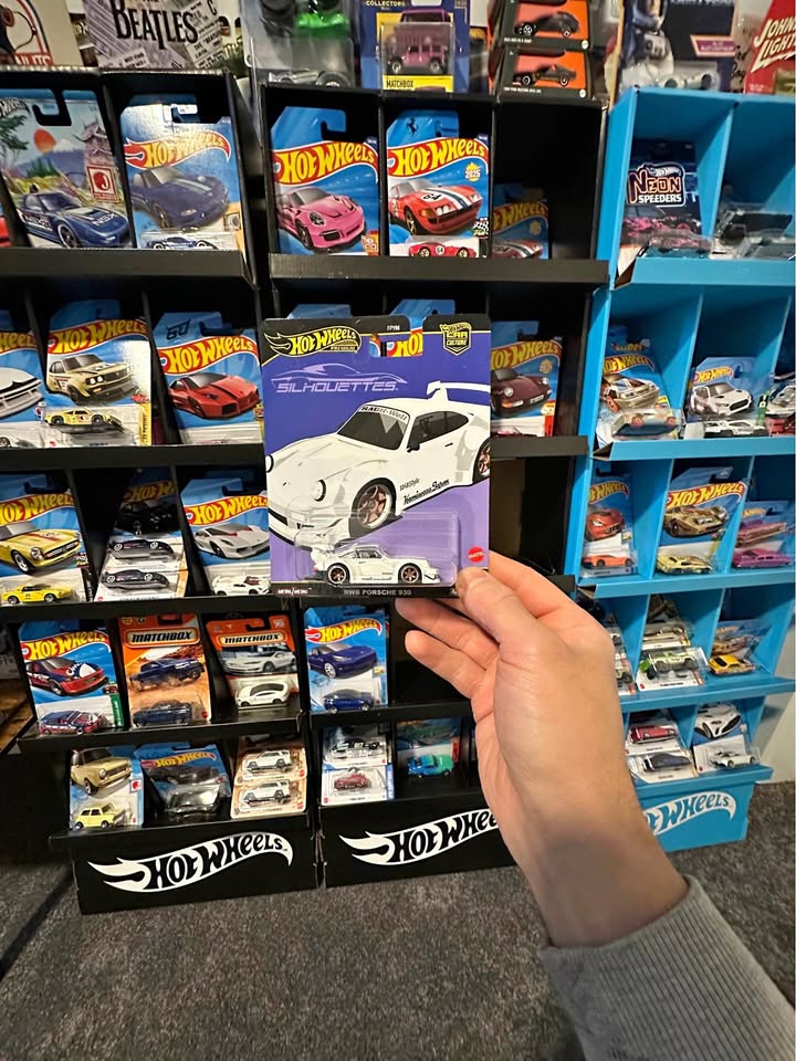 Hot Wheels RWB Porsche 930