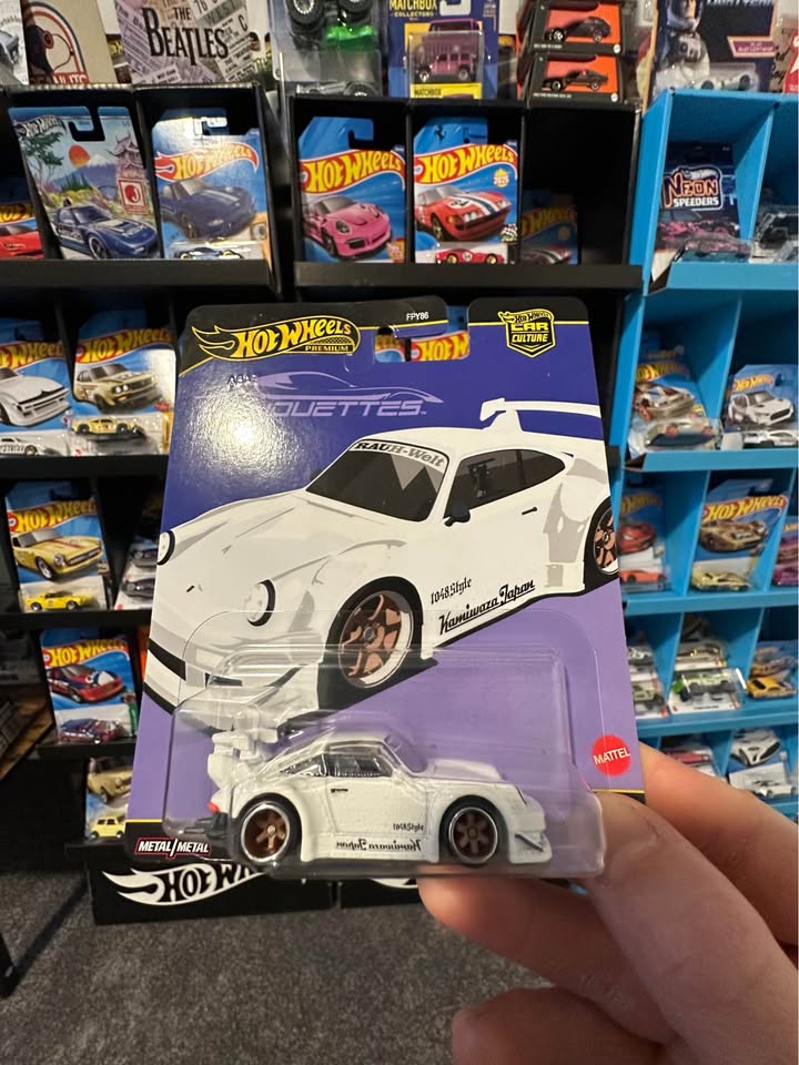 Hot Wheels RWB Porsche 930 - photo 2