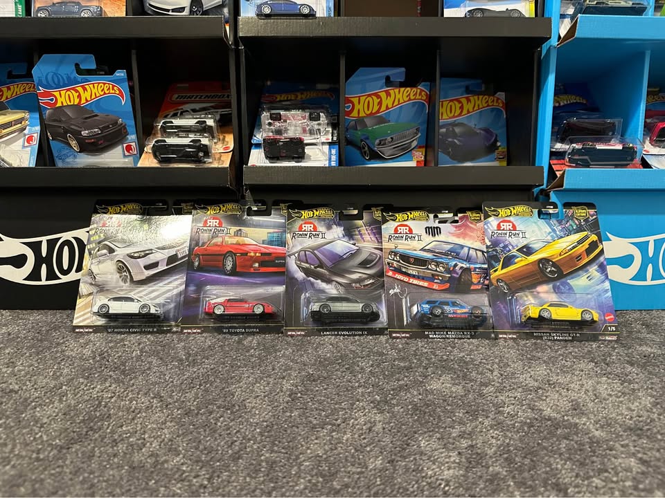 Hot Wheels Ronin Run ll set