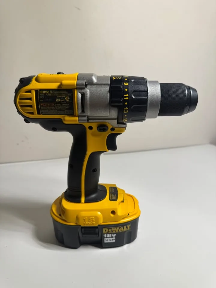 DeWalt DCD950KX 18V XRP Hammer Drill Kit – Brand New | Good Find image indicator(8)