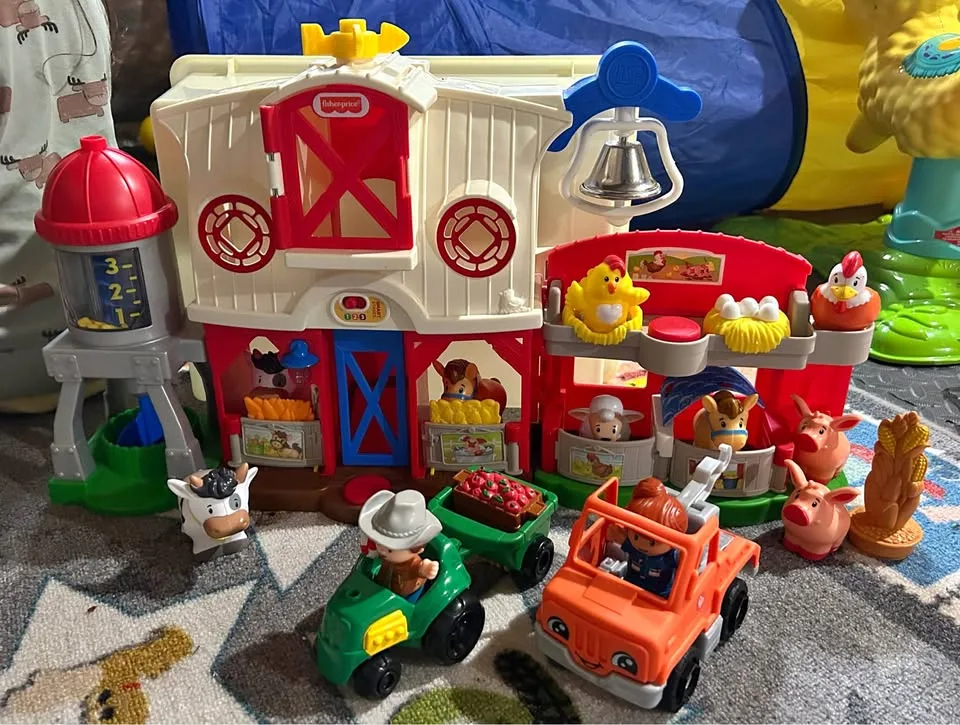 Fisher Price Little People Farm Set