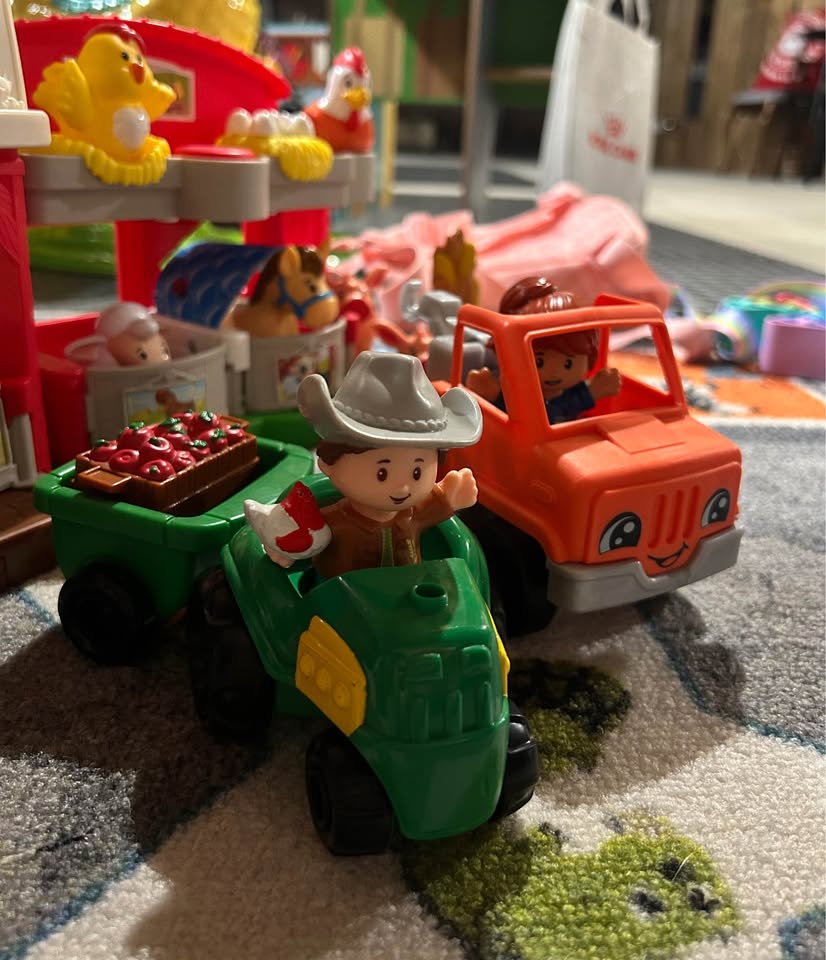 Fisher Price Little People Farm Set - photo 3