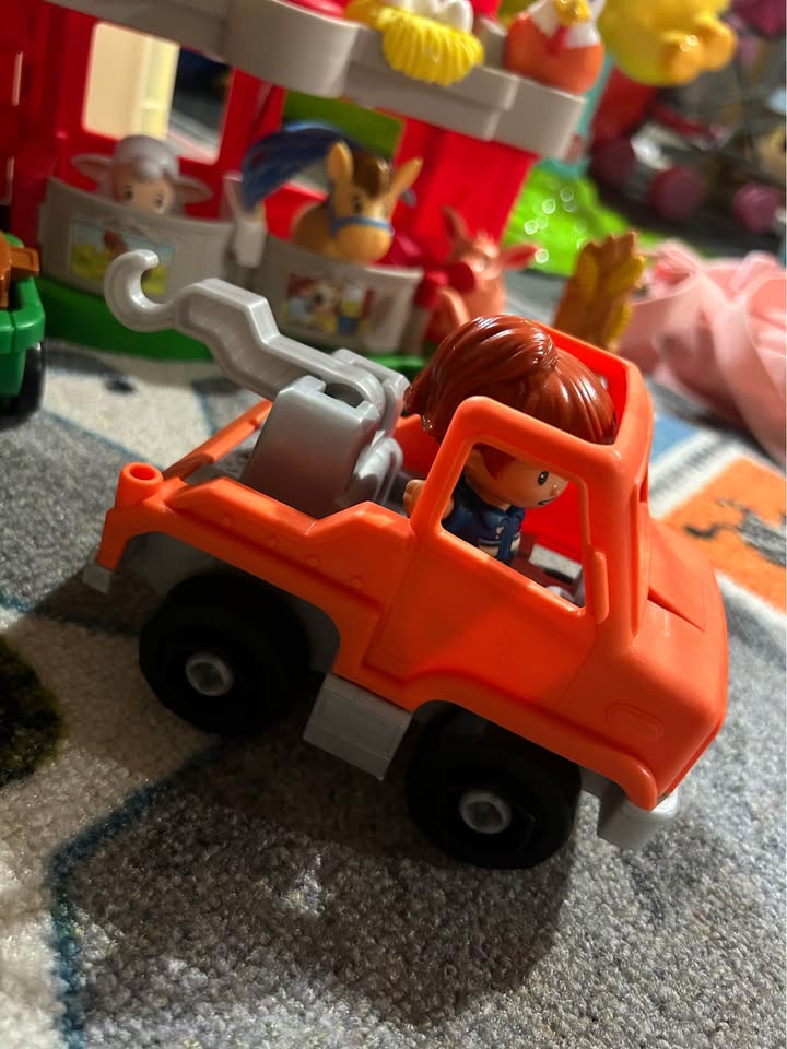 Fisher Price Little People Farm Set - photo 4