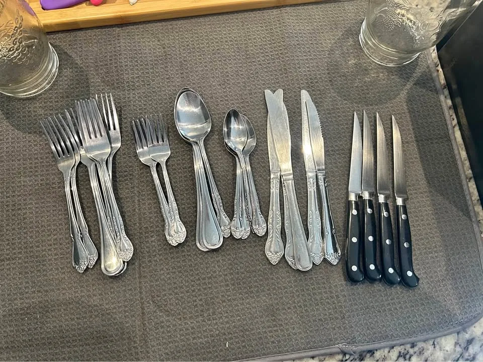 Mixed Silverware Lot