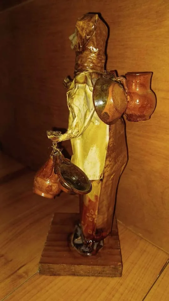 Vintage Mexican Folk Art Papier-Mâché Pair image indicator(8)