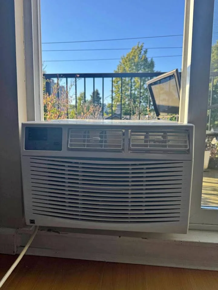 Air conditioner (Model RACE8002E-F)