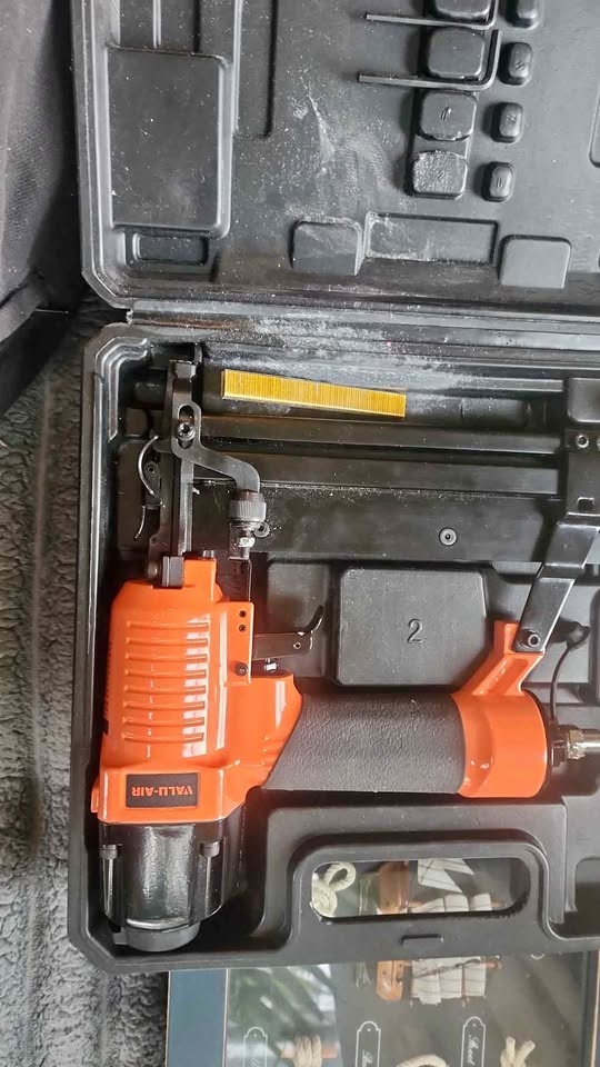 Valu-Air Nail & Staple Gun