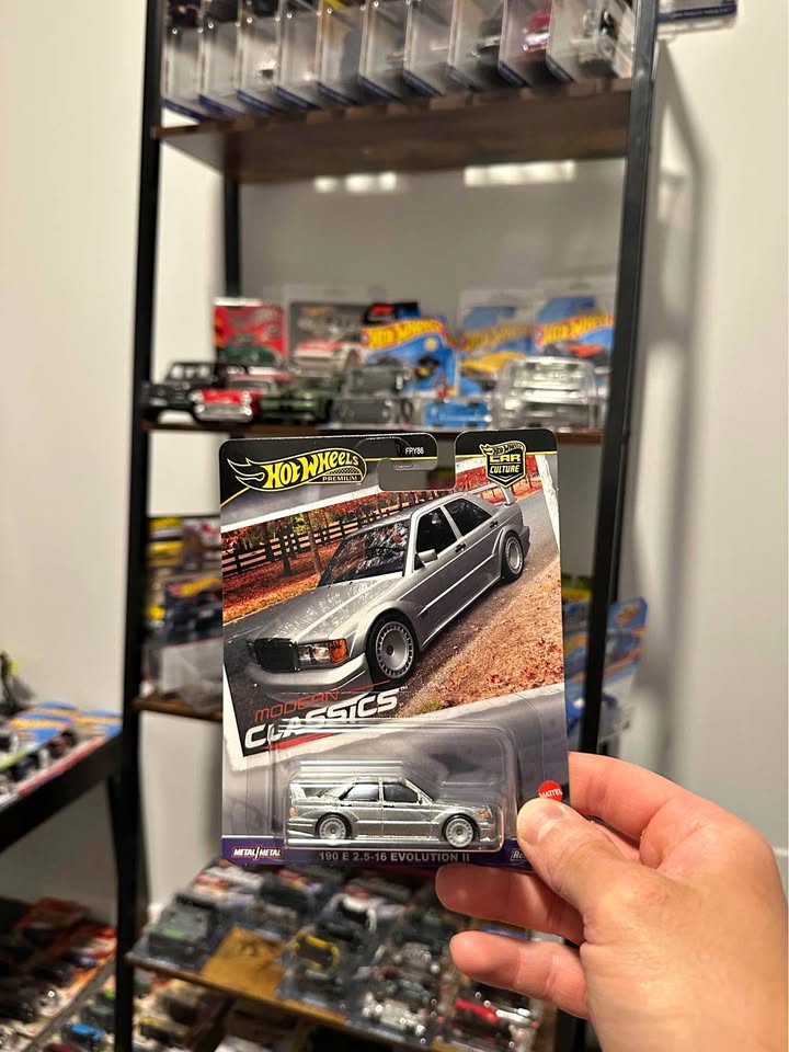 Hot Wheels 1990 Mercedes-Benz 190 E 2.5 Evolution II