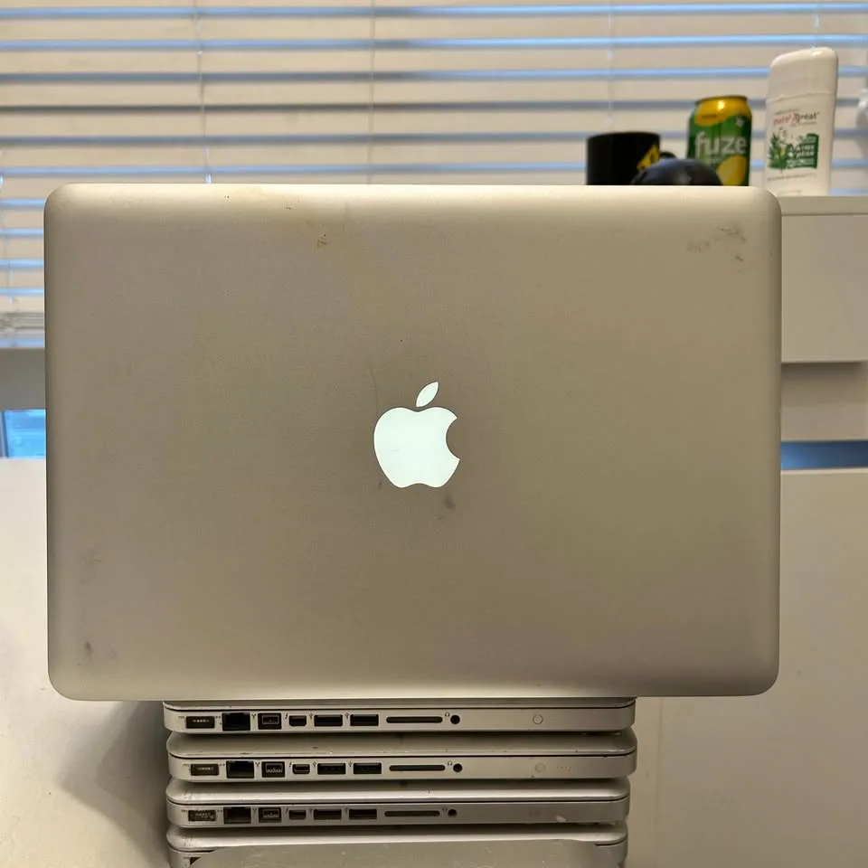 MacBook Pro 2010 (C2D/4GB/500GB) [Parts or Repair] image indicator(4)