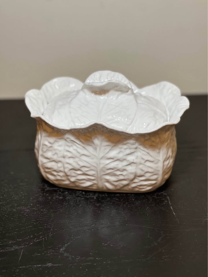 Embossed Cabbage Leaf White Covered Square Bowl - photo 2