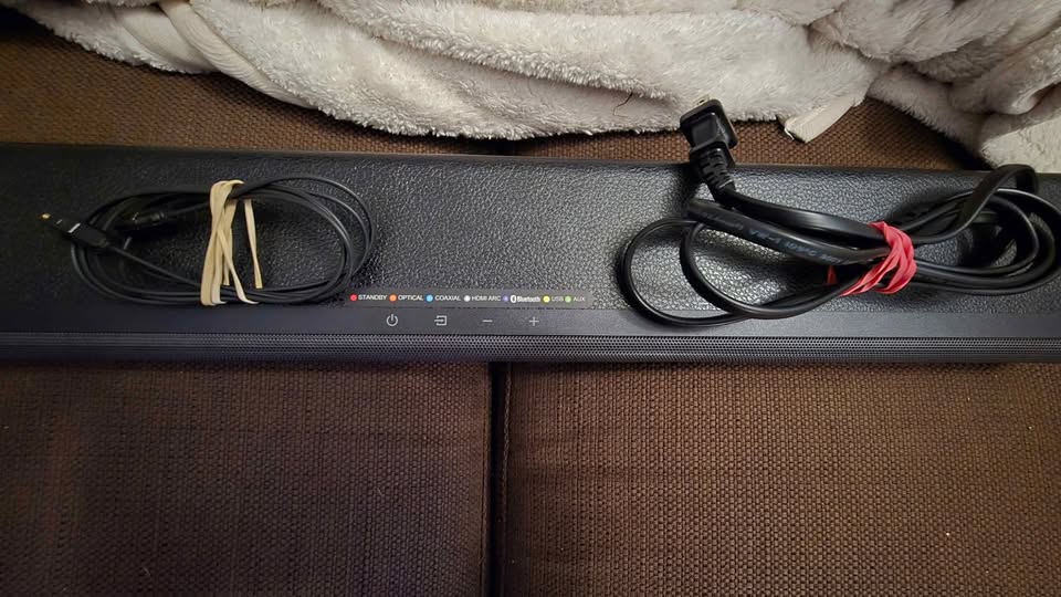 Hisense HS214 Sound Bar - photo 2