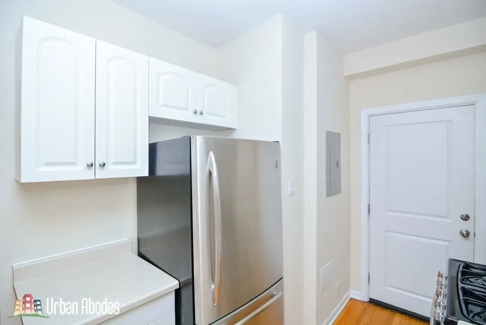 1 Bed 1 Bath Apartment image indicator(4)