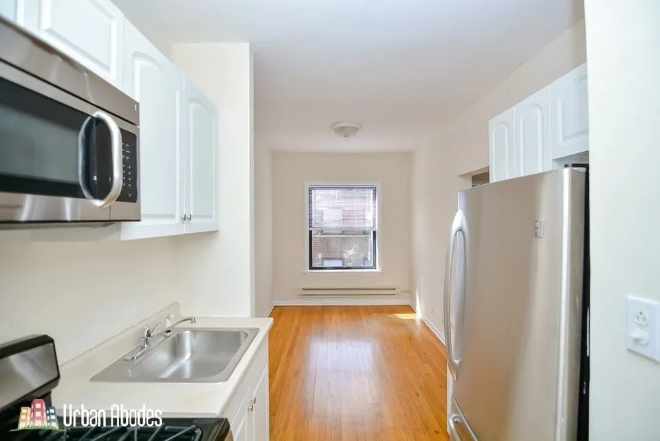 1 Bed 1 Bath Apartment image indicator(5)