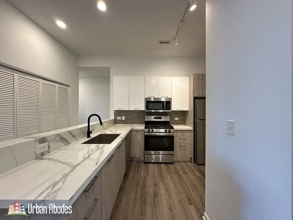 3 Beds 2 Baths Apartment image indicator(2)