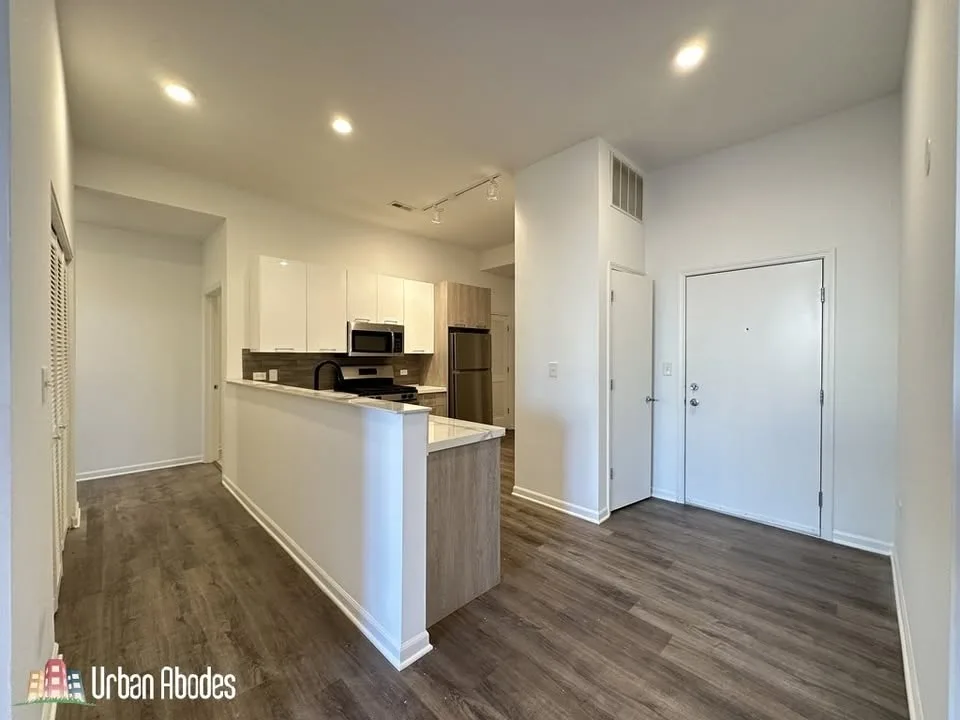 3 Beds 2 Baths Apartment image indicator(6)