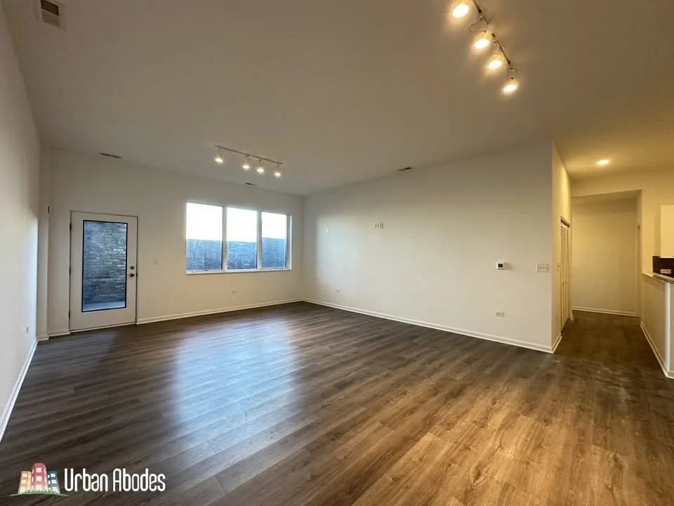 3 Beds 2 Baths Apartment image indicator(8)