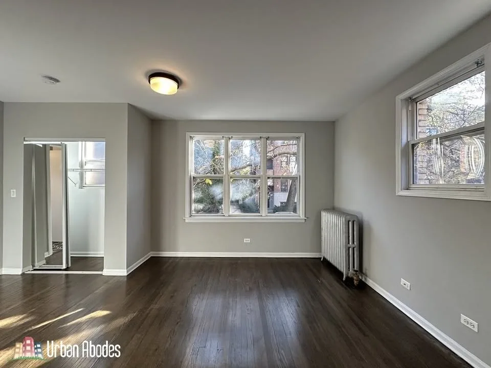 1 Bed 1 Bath Apartment image indicator(9)