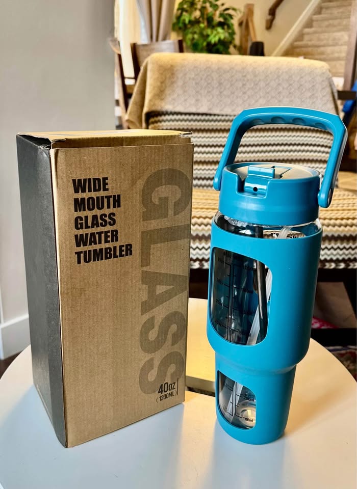 NEW Glass Tumbler with Straw Lid, LARGE Water Bottle - photo 5