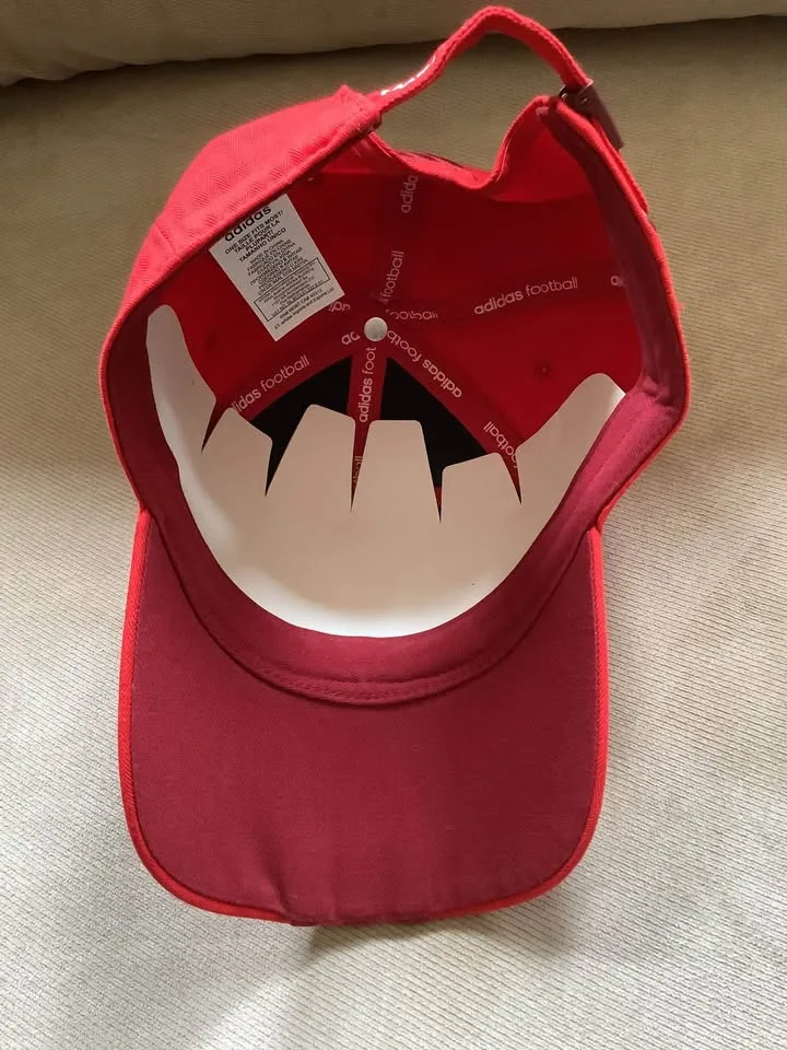 Red Adidas FC Bayern Munchen Baseball Cap NWT image indicator(2)