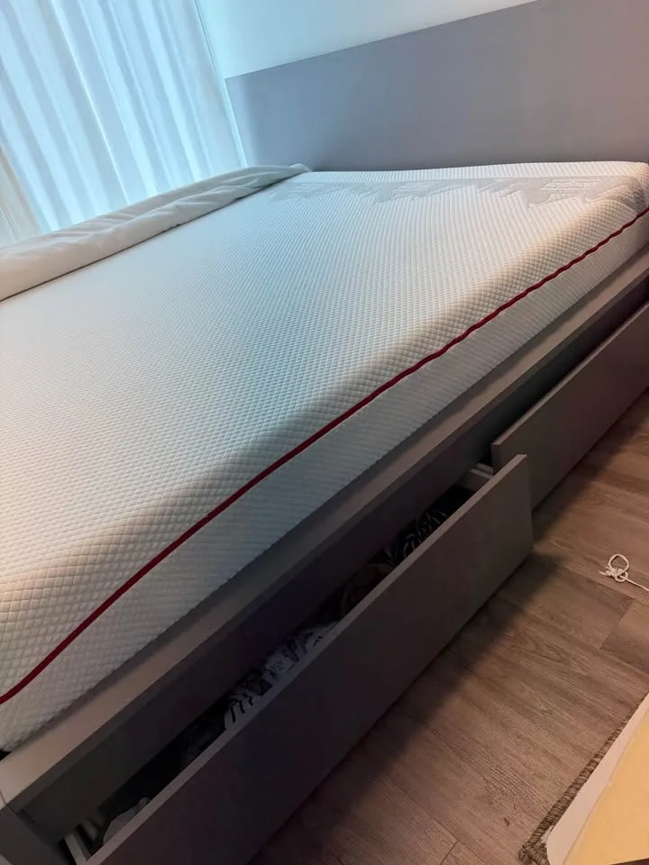 Douglas Original King Mattress - Move Out Sale image indicator(8)