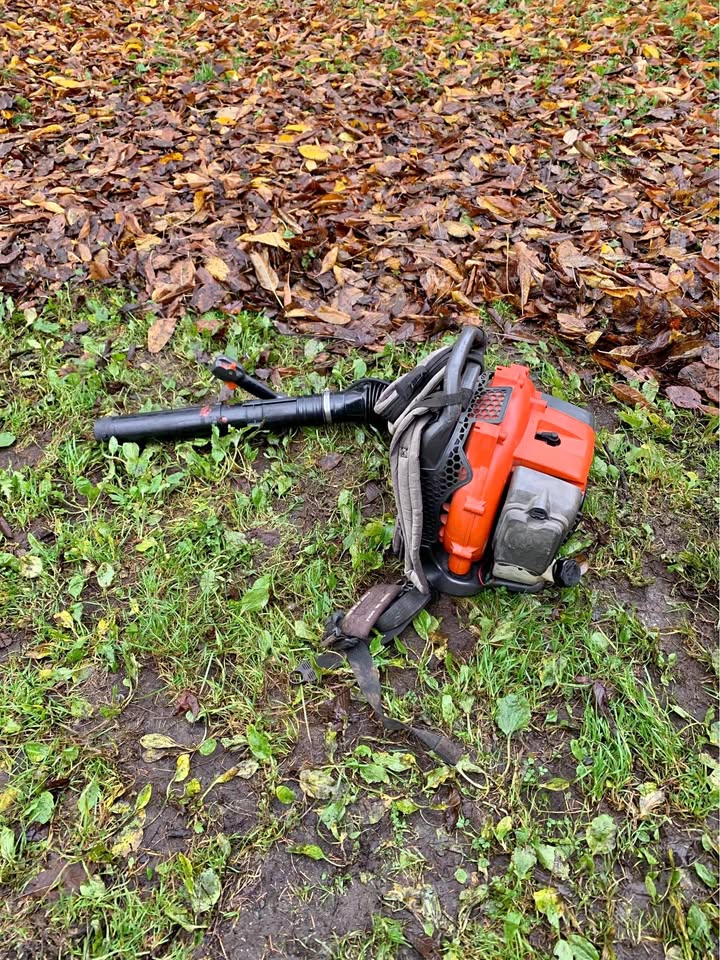 Husqvarna 350bt back pack blower