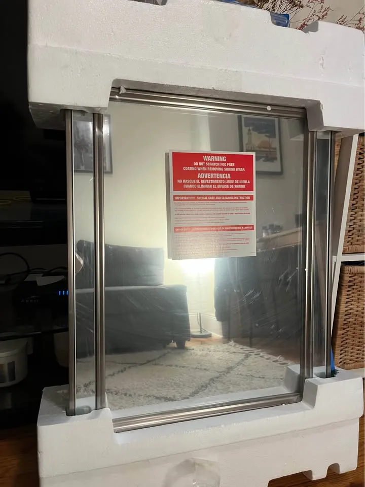 Medicine Cabinet with mirror image indicator(4)