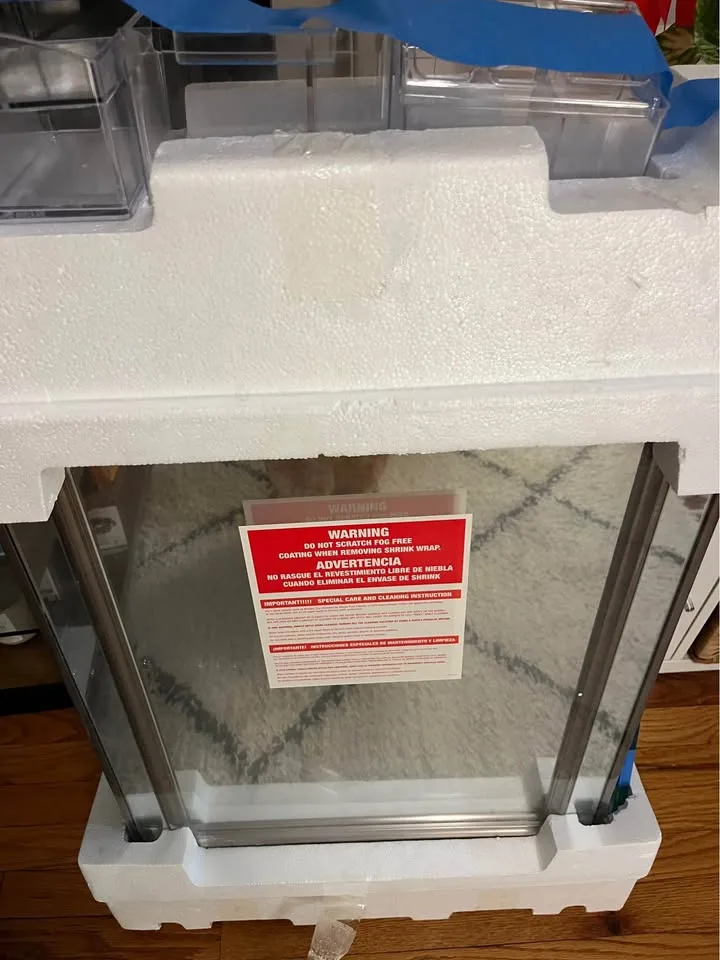 Medicine Cabinet with mirror image indicator(5)