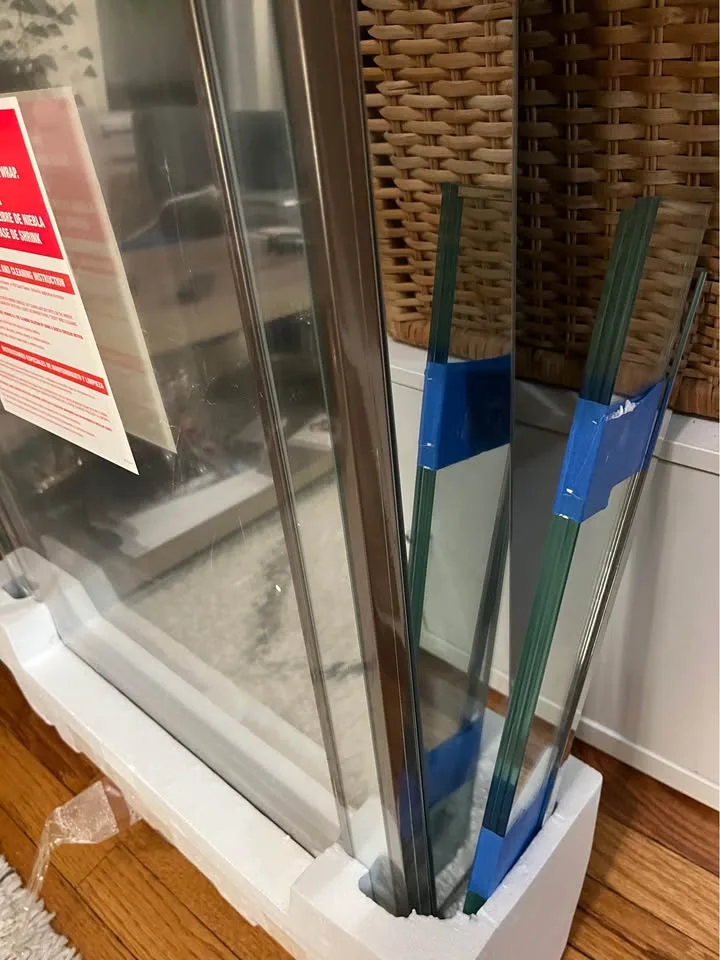 Medicine Cabinet with mirror image indicator(6)