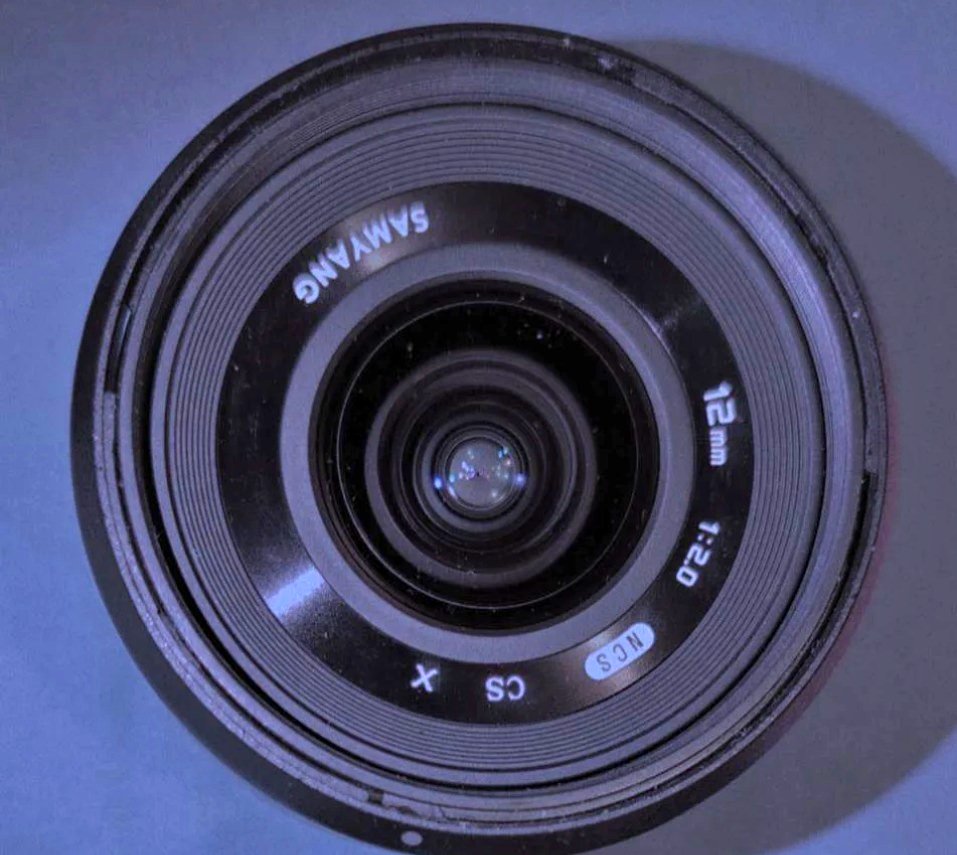 [FUJI] SAMYANG 12MM f/2.0 NCS CS Manual Lens [LIKE NEW]
