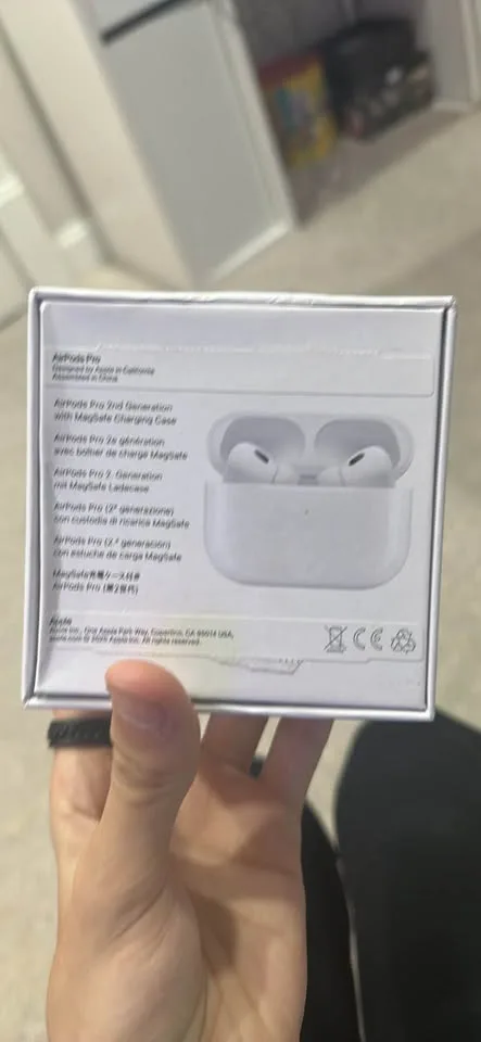 AirPods Generation 2 Pro image indicator(5)