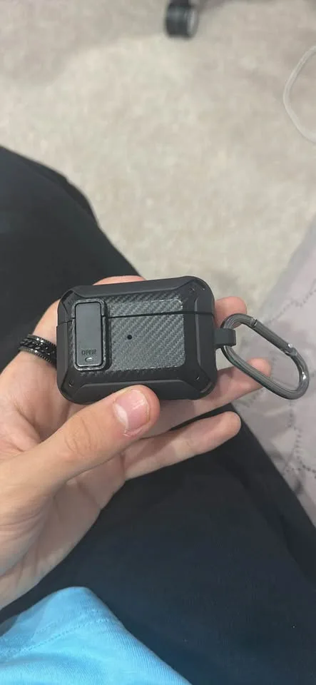 AirPods Generation 2 Pro image indicator(8)