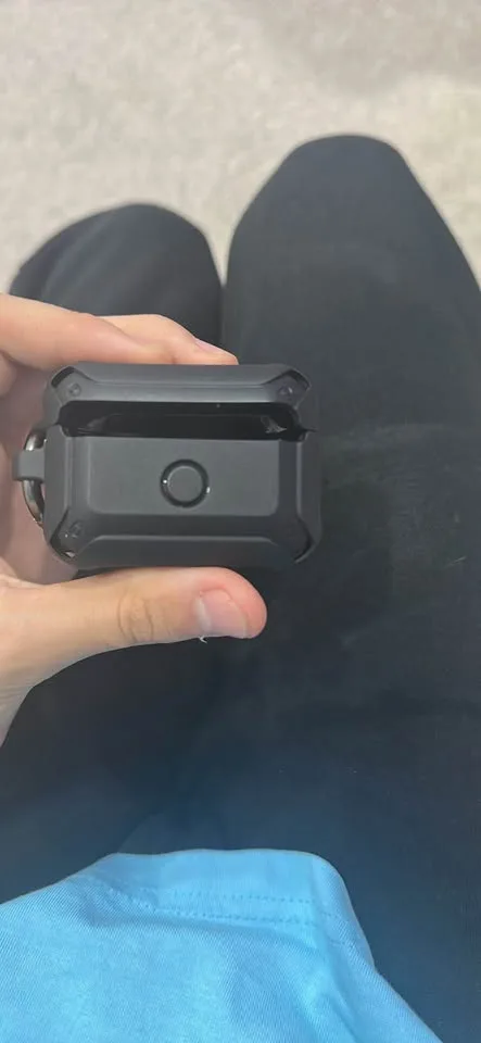 AirPods Generation 2 Pro image indicator(9)