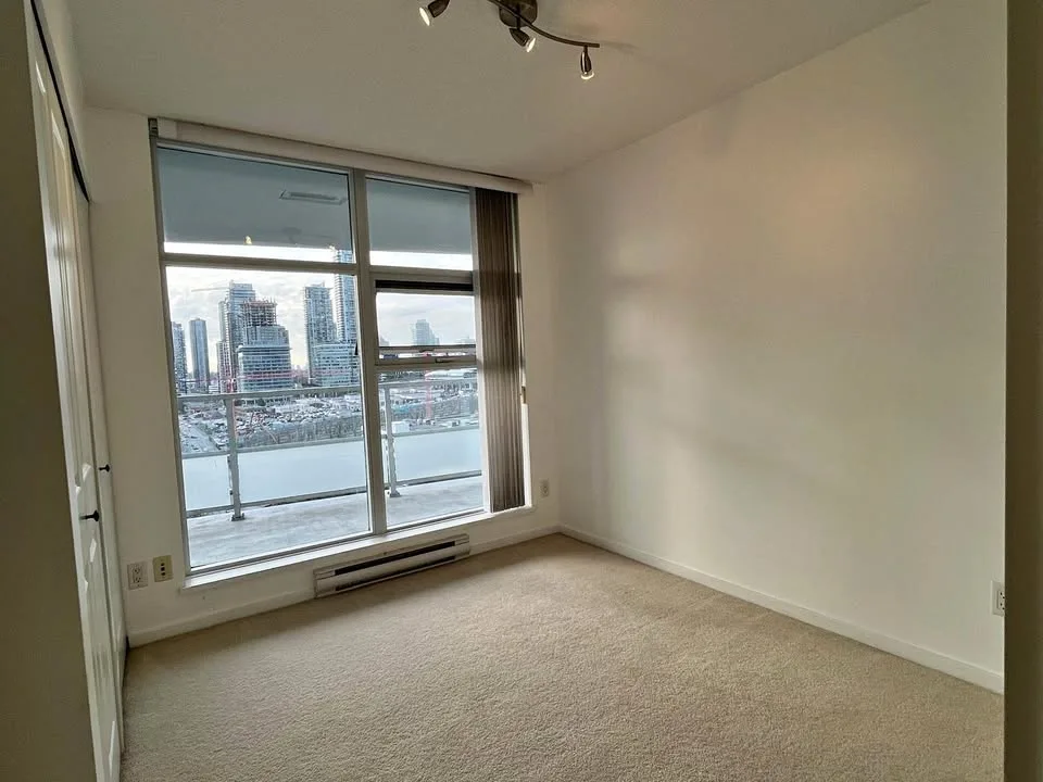 Private room for rent