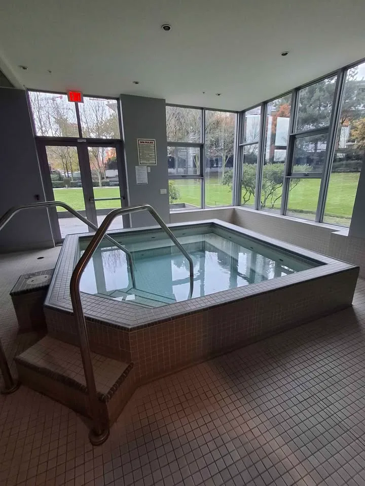 Private room for rent image indicator(10)