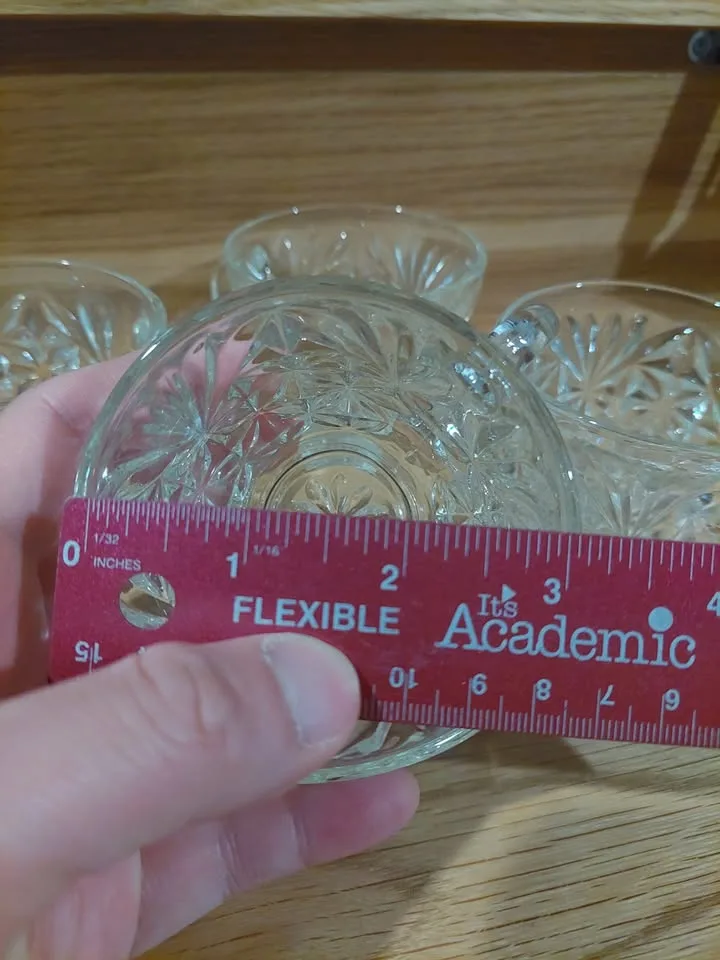 Set of 7 Glass Teacups image indicator(3)