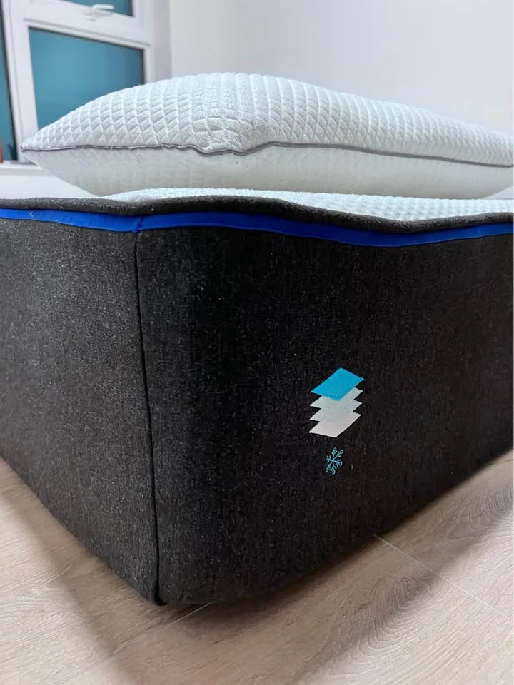 Nectar Queen Mattress - Used Like New – $275 image indicator(5)