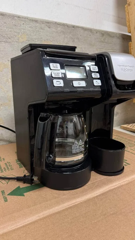 ☕ Hamilton Beach FlexBrew Trio — New (Cracked) image indicator(4)